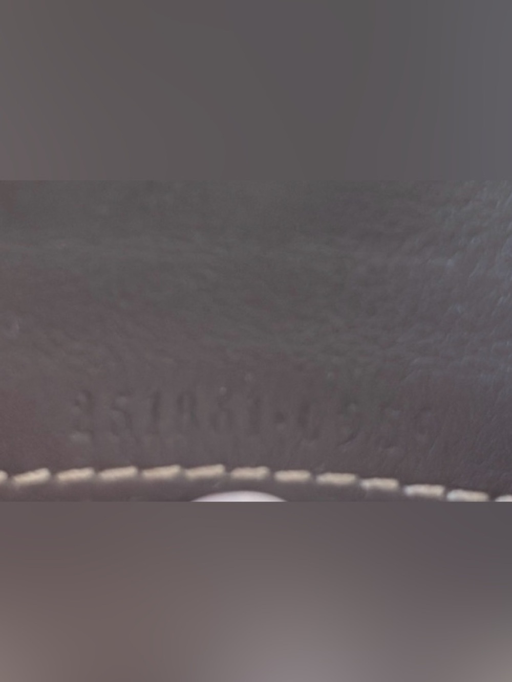 Gucci Guccisima Heart Logo Continental Wallet - Picture 9 of 9